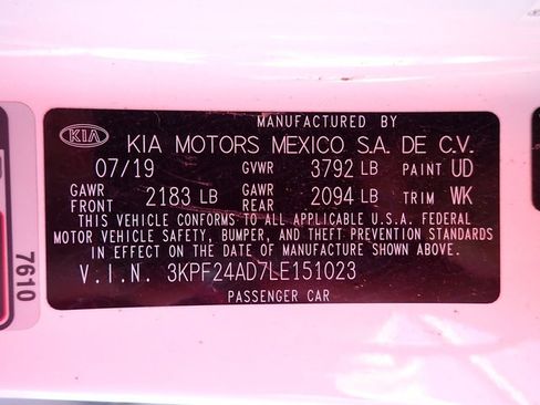 Used 2020 Kia Forte LXS FWD image 19
