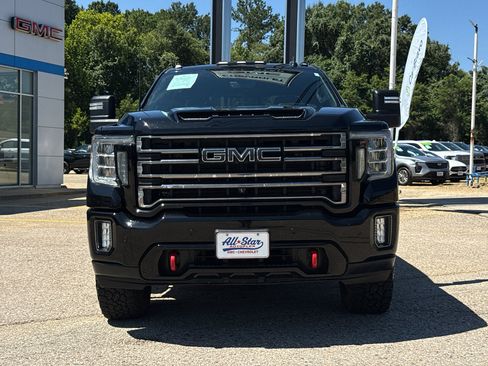 Used 2020 GMC Sierra 2500 AT4 w/ AT4 Premium Package AWD/4WD image 18