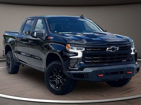 Used 2022 Chevrolet Silverado 1500 LT Trail Boss w/ Convenience Package II AWD/4WD image 10