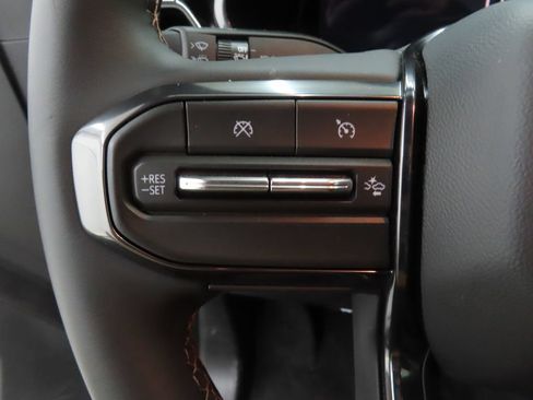 Used 2026 GMC Canyon AT4 w/ Nightfall Essentials Package AWD/4WD image 12