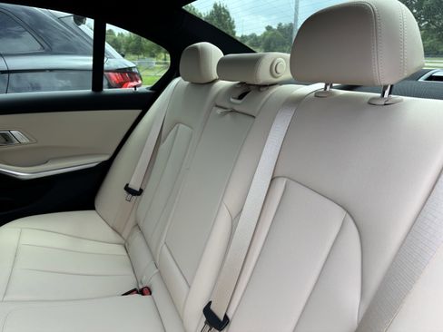 Used 2020 BMW 330i Sedan w/ Driving Assistance Package RWD image 32