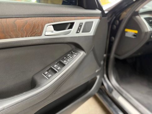 Used 2015 Hyundai Genesis 3.8 w/ Option Group 04 image 15