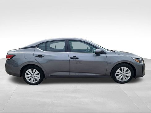 Used 2024 Nissan Sentra S FWD image 10