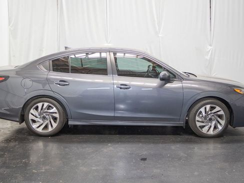 Used 2023 Subaru Legacy Limited AWD/4WD image 4