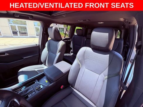 Certified 2024 Lexus GX 550 AWD/4WD image 17