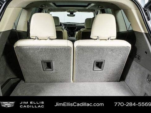 Used 2023 Cadillac XT6 Premium Luxury w/ Technology Package image 34