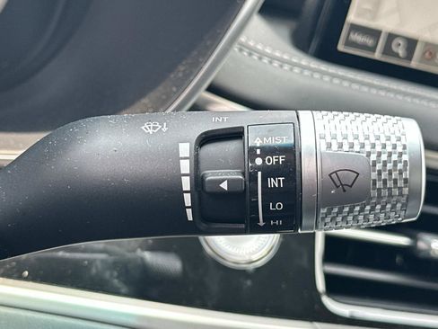 Used 2026 Genesis G70 2.5T RWD image 22