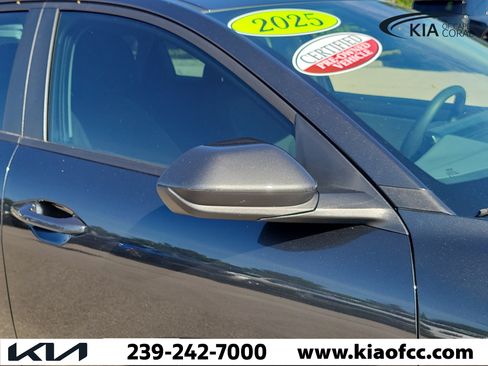 Certified 2025 Kia K4 FWD image 8