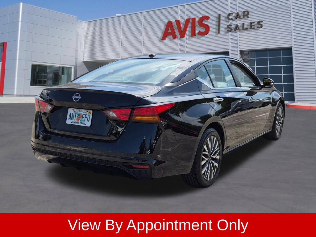 Used 2025 Nissan Altima 2.5 SV FWD image 6