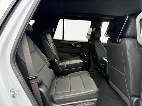 New 2026 GMC Yukon Denali image 18
