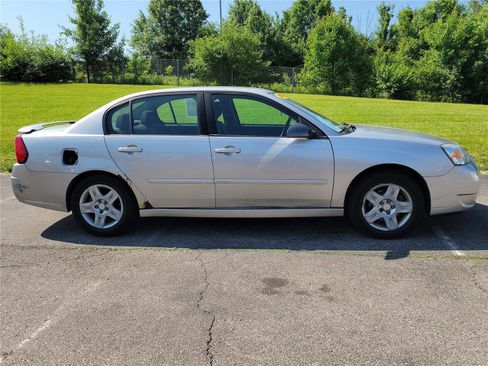 Used 2007 Chevrolet Malibu LT FWD image 2