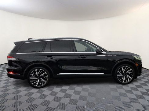 Used 2025 Lincoln Aviator Reserve w/ Equipment Group 201A AWD/4WD image 7