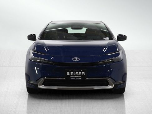 Used 2026 Toyota Prius Plug-In Hybrid image 8