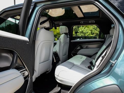 New 2026 Land Rover Range Rover Sport SE AWD/4WD image 46