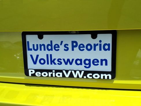 New 2025 Volkswagen ID. Buzz Pro S Plus AWD/4WD image 9