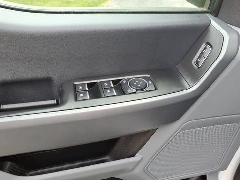 Used 2024 Ford F250 XLT AWD/4WD image 15