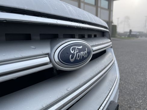 Used 2019 Ford Escape SEL AWD/4WD image 23