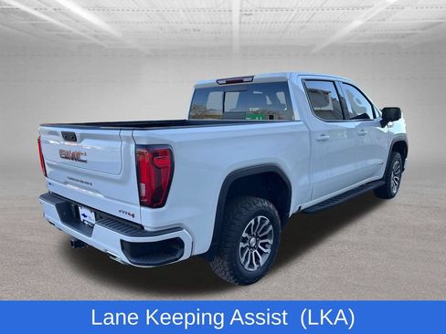 Used 2022 GMC Sierra 1500 AT4 w/ Sierra Safety Plus Package AWD/4WD image 6