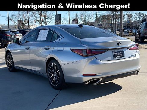 Used 2023 Lexus ES 350 w/ Premium Package image 5