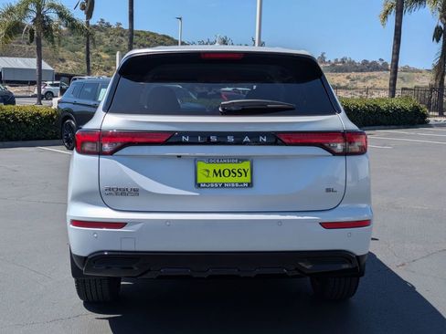 New 2026 Nissan Rogue SL AWD/4WD image 8