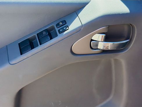 Used 2016 Nissan Frontier SV w/ SV Value Truck Package image 20