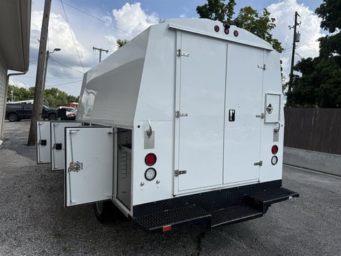 Used 2018 Chevrolet Express 3500 w/ Power Convenience Package RWD image 25