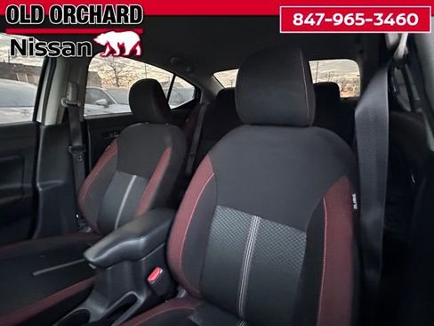 Used 2023 Nissan Versa SR w/ Trunk Package image 13