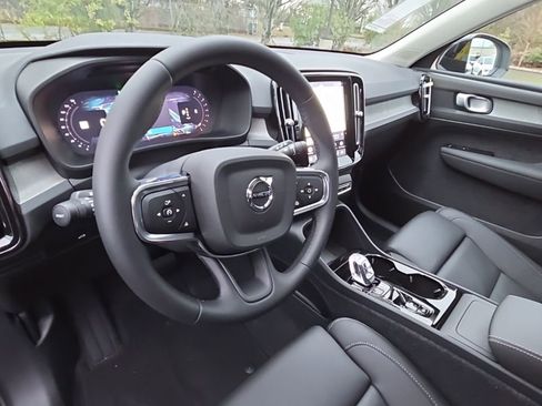 New 2026 Volvo XC40 B5 Plus w/ Protection Package Premier AWD/4WD image 7