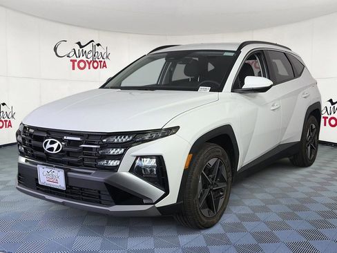 Used 2025 Hyundai Tucson SEL FWD image 2