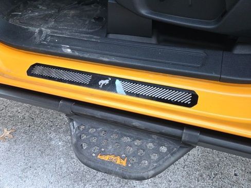 Used 2021 Ford Bronco Badlands image 16