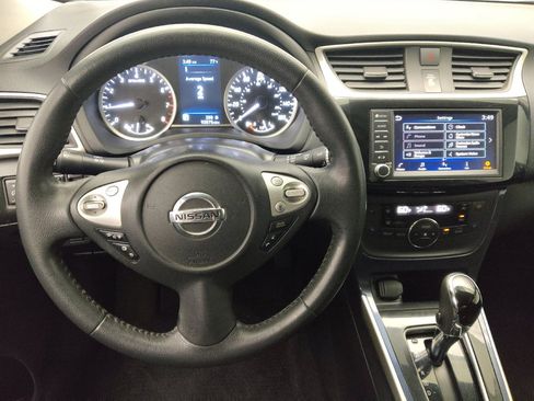 Used 2019 Nissan Sentra SR FWD image 22