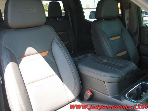 Used 2021 GMC Sierra 1500 AT4 w/ AT4 Premium Package AWD/4WD image 33