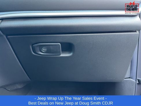 New 2025 Jeep Grand Cherokee L Laredo w/ Trailer Tow Package image 21