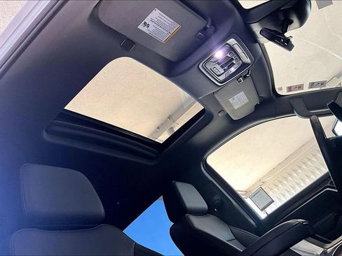 Used 2024 Chevrolet Silverado 2500 LTZ w/ LTZ Plus Package AWD/4WD image 14