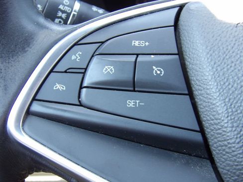 Used 2017 Cadillac XT5 Luxury AWD/4WD image 15