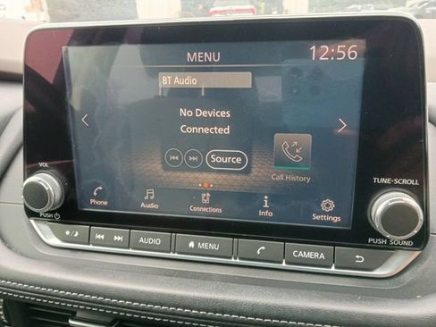 Used 2021 Nissan Rogue S FWD image 8