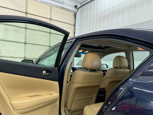 Used 2011 Nissan Maxima 3.5 SV w/ Premium Pkg image 42