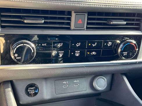 Certified 2025 Nissan Rogue S image 27