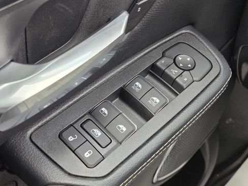 New 2026 RAM 1500 Laramie image 12