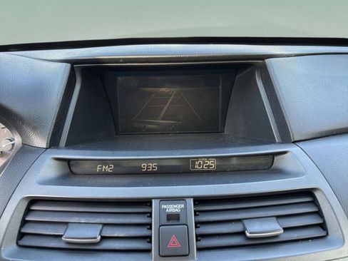 Used 2010 Honda Crosstour EX-L image 25