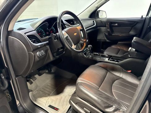 Used 2015 Chevrolet Traverse LTZ AWD/4WD image 24
