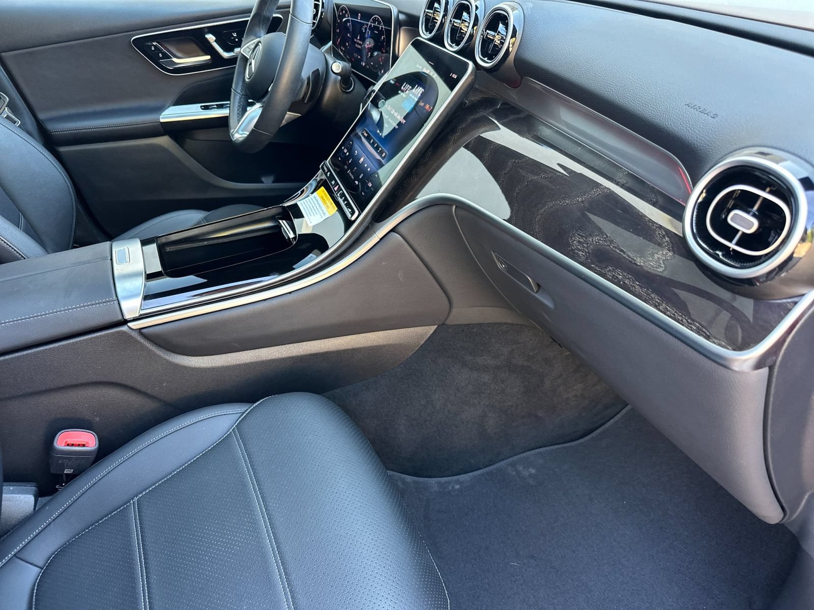 Certified 2026 Mercedes-Benz GLC 300 image 18