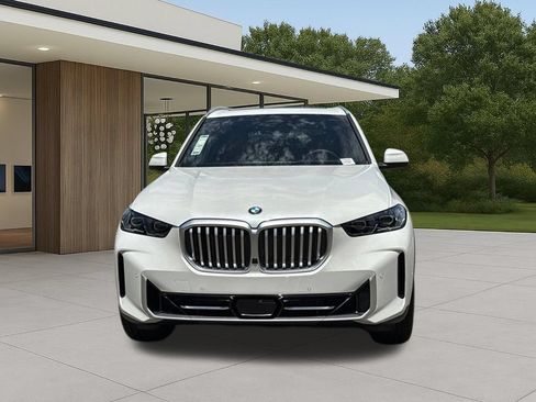 New 2026 BMW X5 sDrive40i w/ Climate Comfort Package RWD image 3