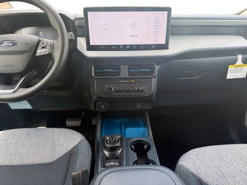 Used 2025 Ford Maverick XLT FWD image 11