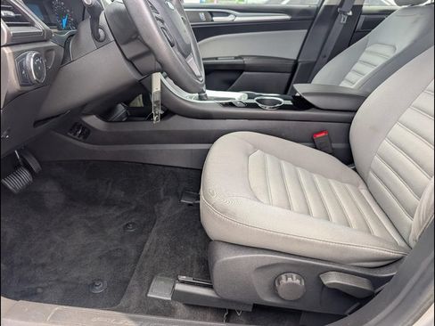 Used 2014 Ford Fusion S FWD image 12