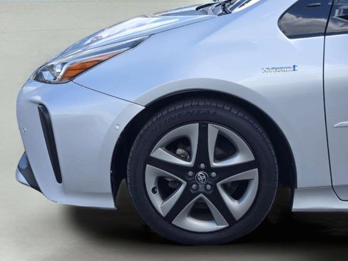 Used 2019 Toyota Prius Limited FWD image 9