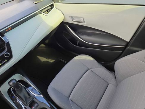 Used 2020 Toyota Corolla SE image 13