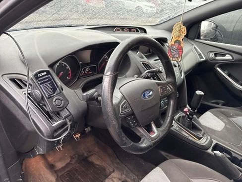 Used 2016 Ford Focus ST image 8