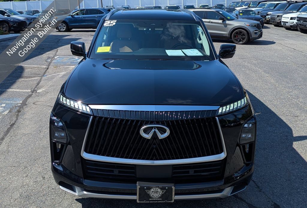 Used 2025 INFINITI QX80 Luxe AWD/4WD image 3