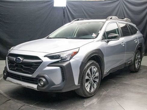 Used 2023 Subaru Outback Limited AWD/4WD image 6